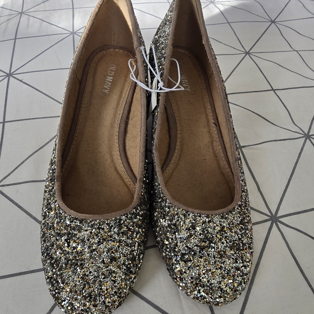 Glitter dress shoes